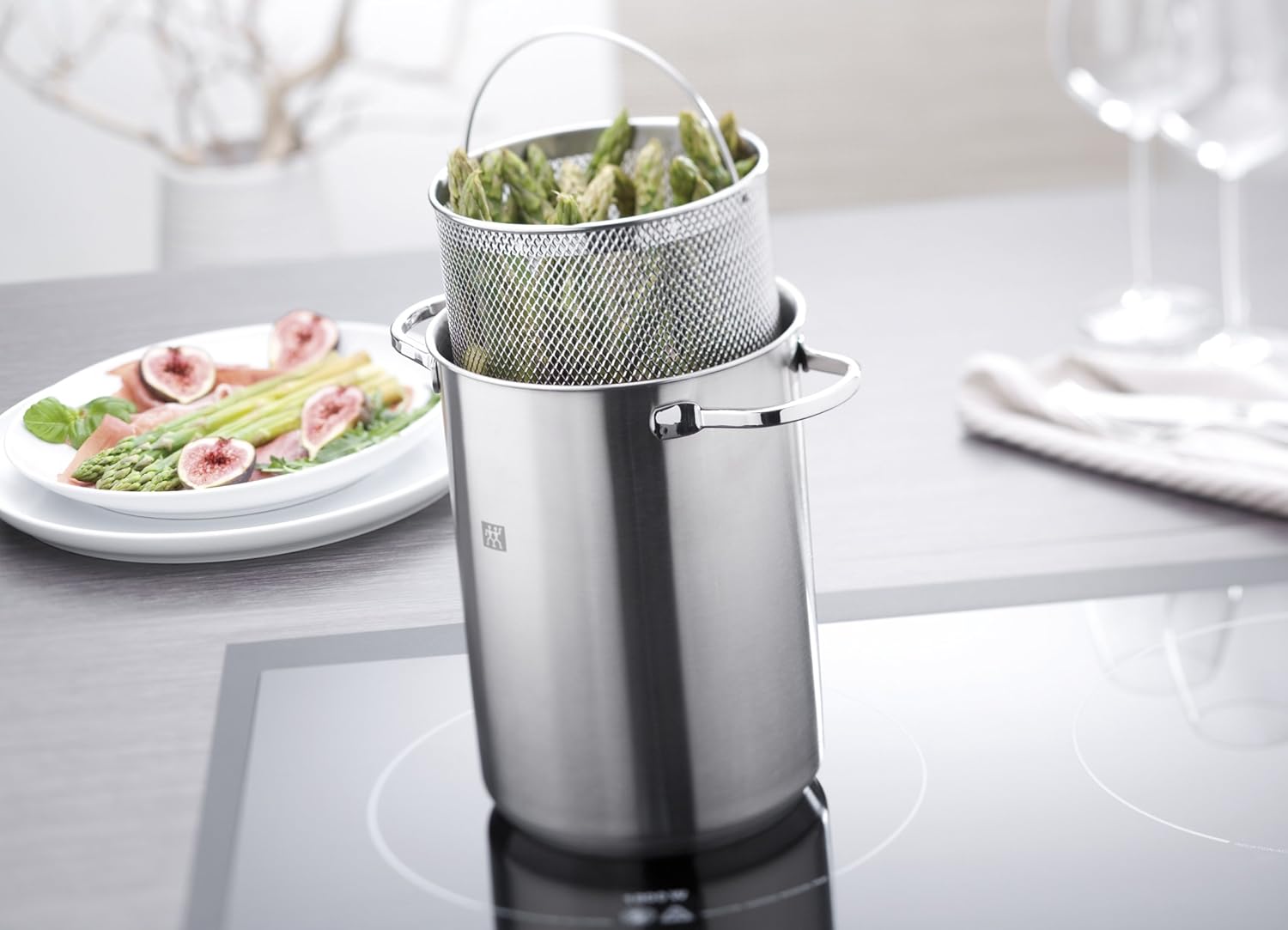 ZWILLING Twin Special Pasta Pot with Lid 67 x 94 x 93 Inches