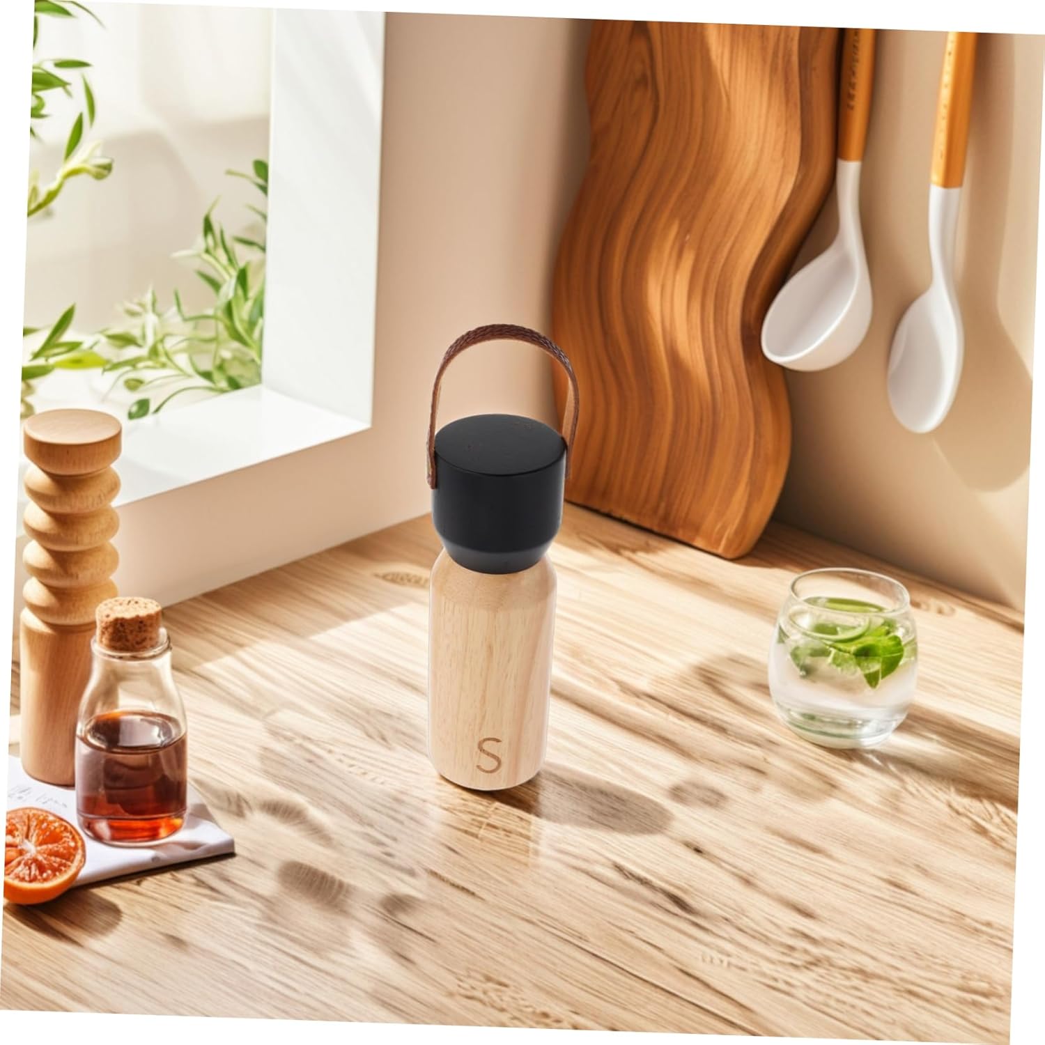 BRIGHTFUFU Manual Wooden Pepper Grinder with Black Cap 1