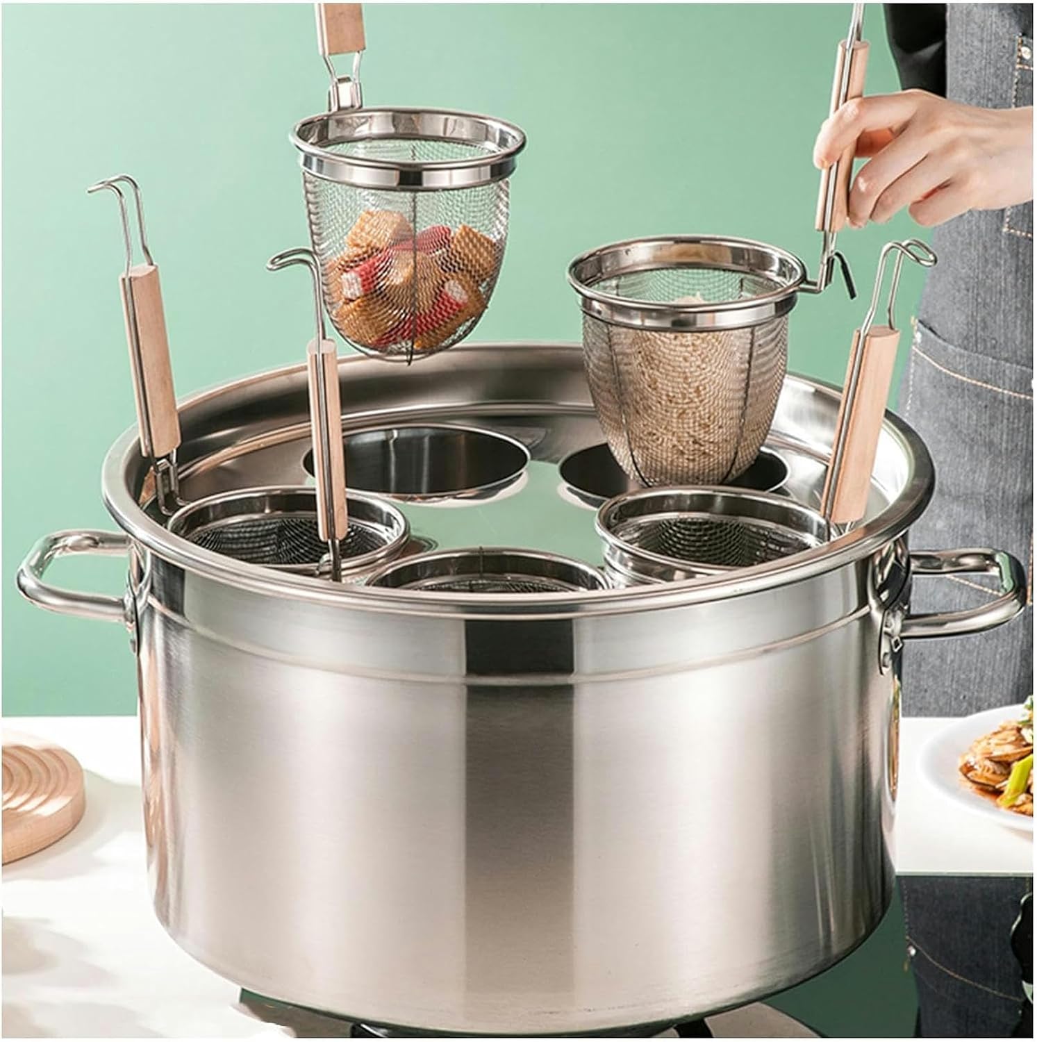 DAOUXIAOSP 45cm 4 Holes Pasta Pot with Strainer Basket 1