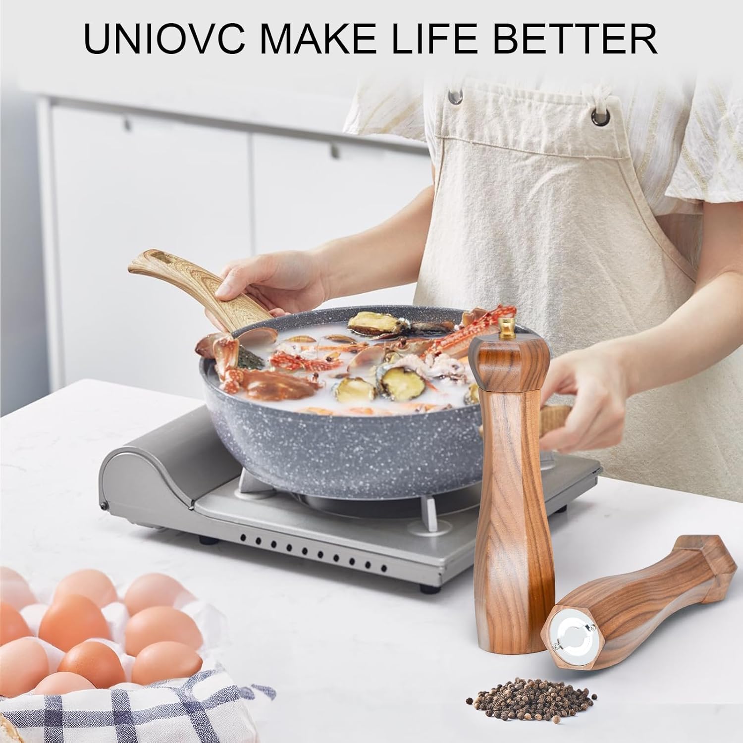UNIOVC Wooden Salt and Pepper Grinder Set with Adjustable Coarseness