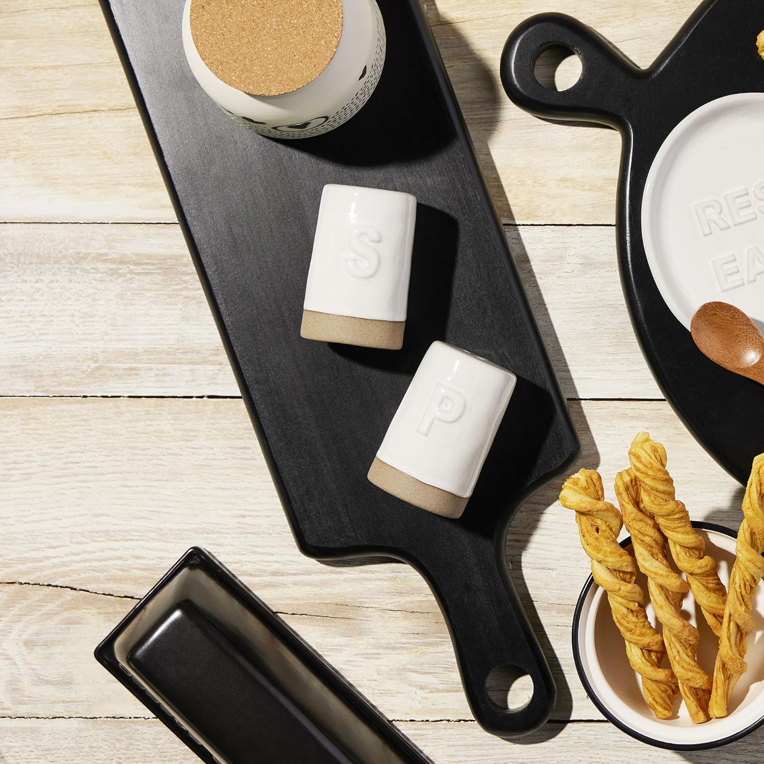 DEMDACO White Salt and Pepper Shaker Set