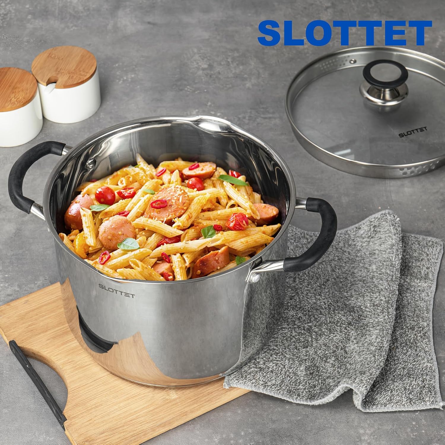 8 Quart Stock Pot with Glass Lid and Pour Spout