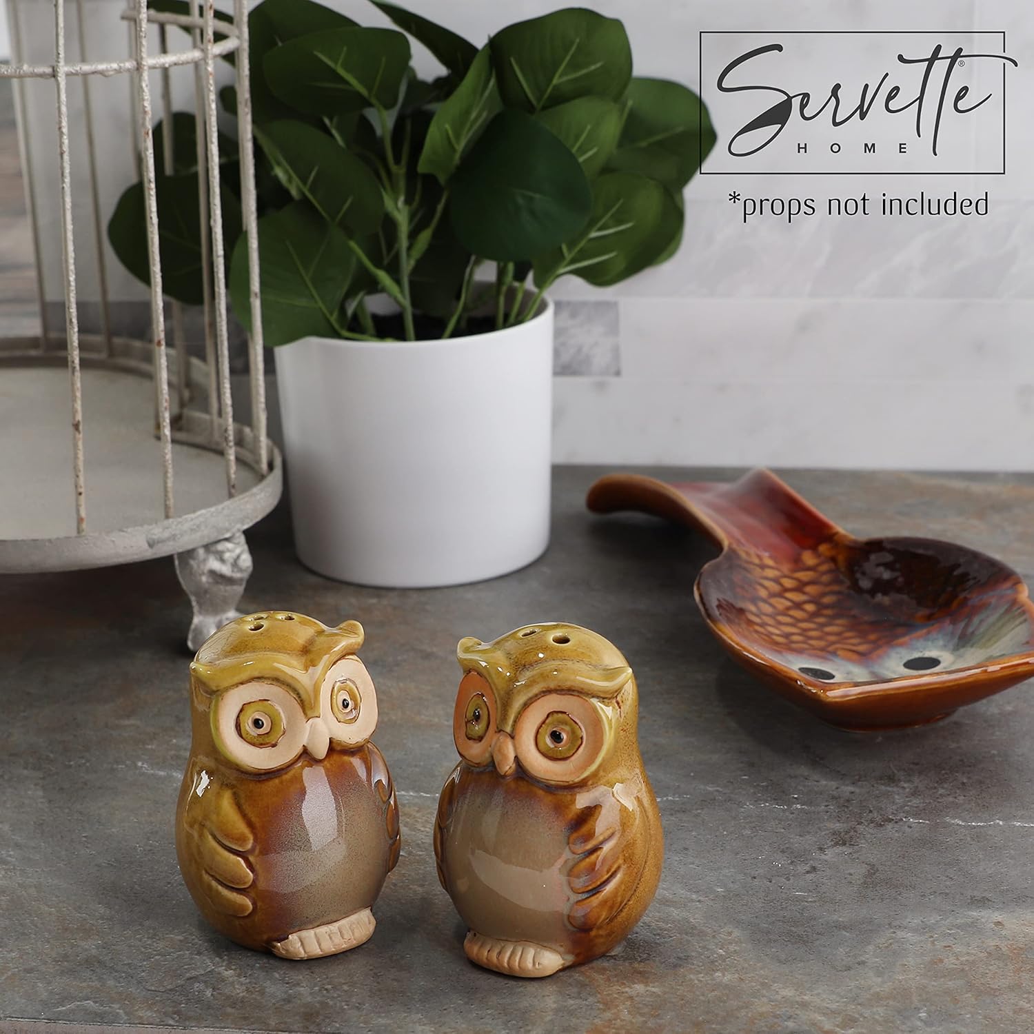 Ceramic Owl Salt and Pepper Shaker Set - Green
