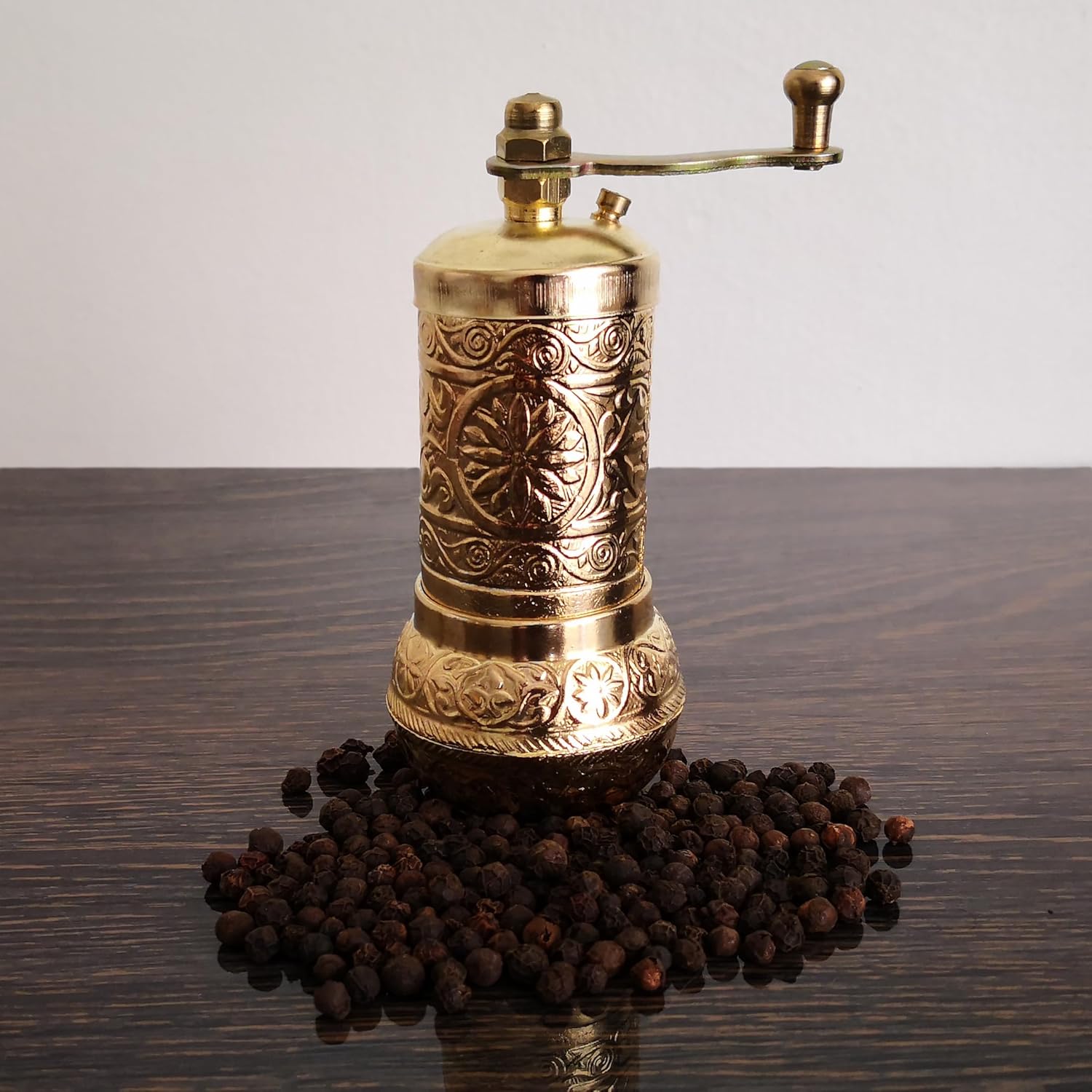 Carrina Gold Pepper Mill - Adjustable Spice Coffee Grinder