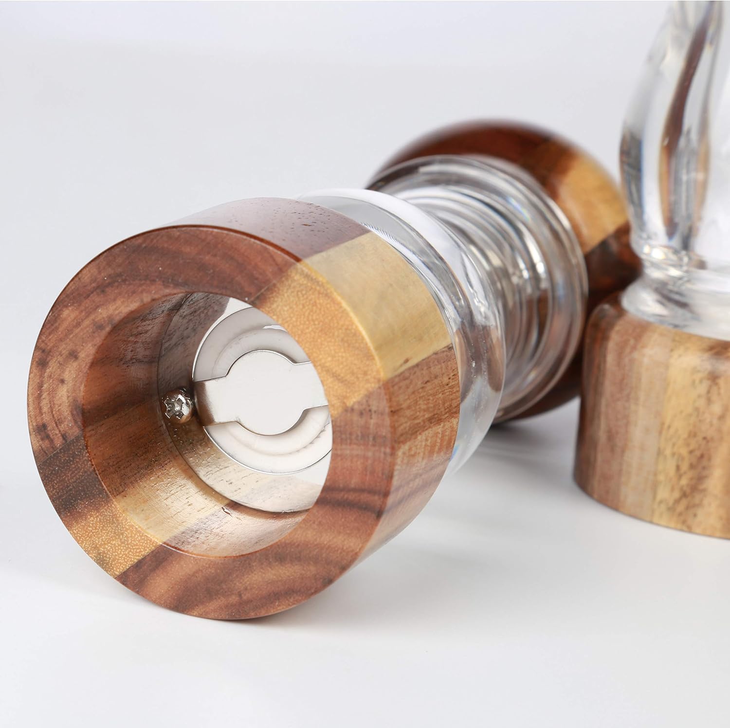 KKC HOME ACCENTS Wooden Sea Salt Grinder with Adjustable Coarseness